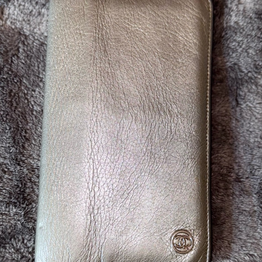 CHANEL Silver Leather Wallet